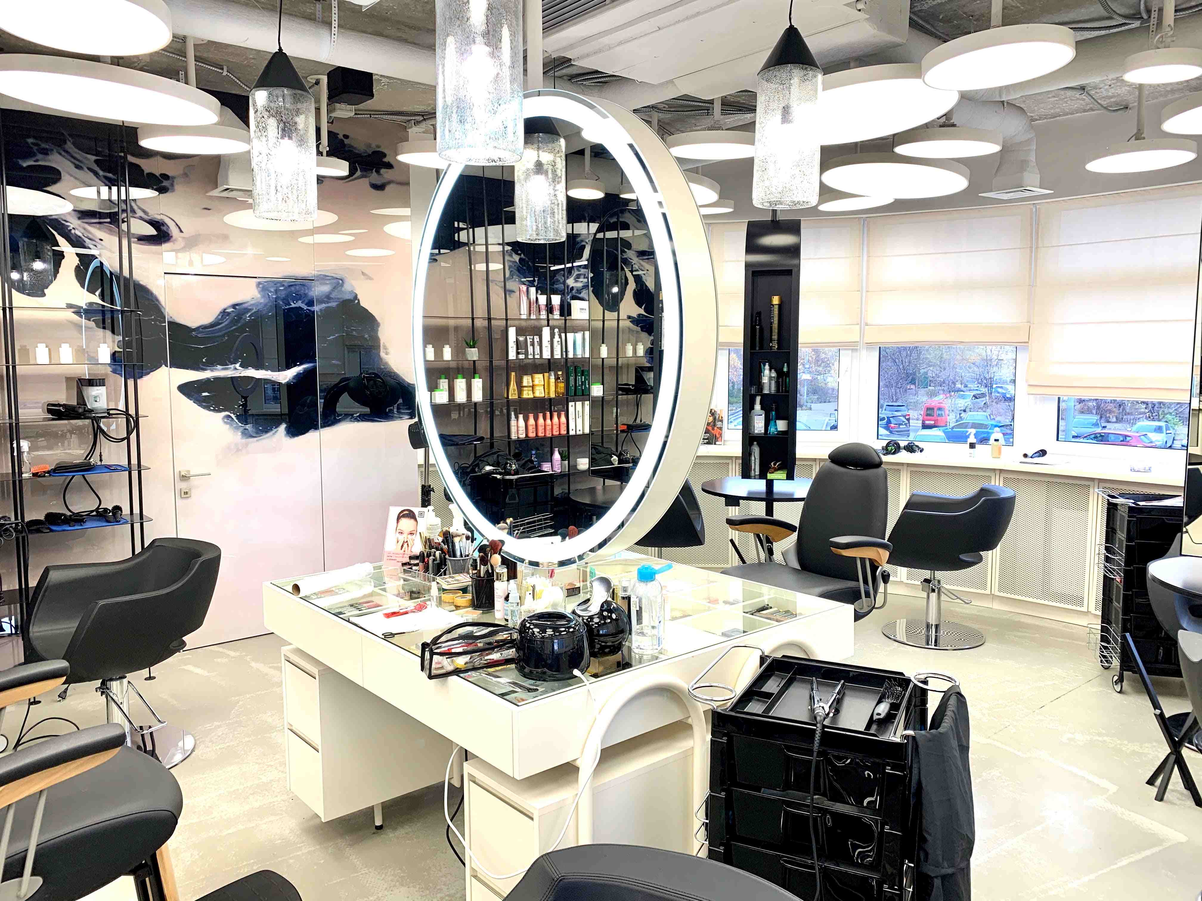 Декор стін в салоні краси