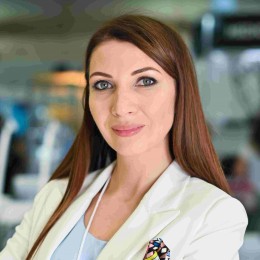 Лілія Сун-Чен-Лі - Фото